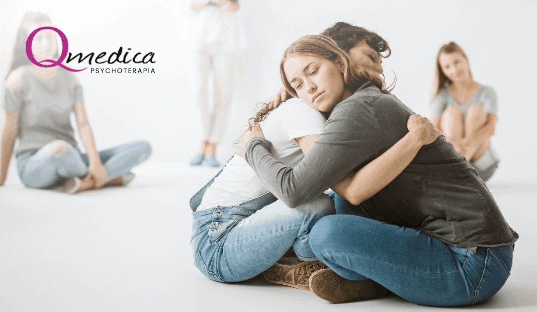 Dziecko w&nbsp;kryzysie? Rówieśnicy często widzą to&nbsp;pierwsi – uczmy nasze dzieci jak pomagać innym.