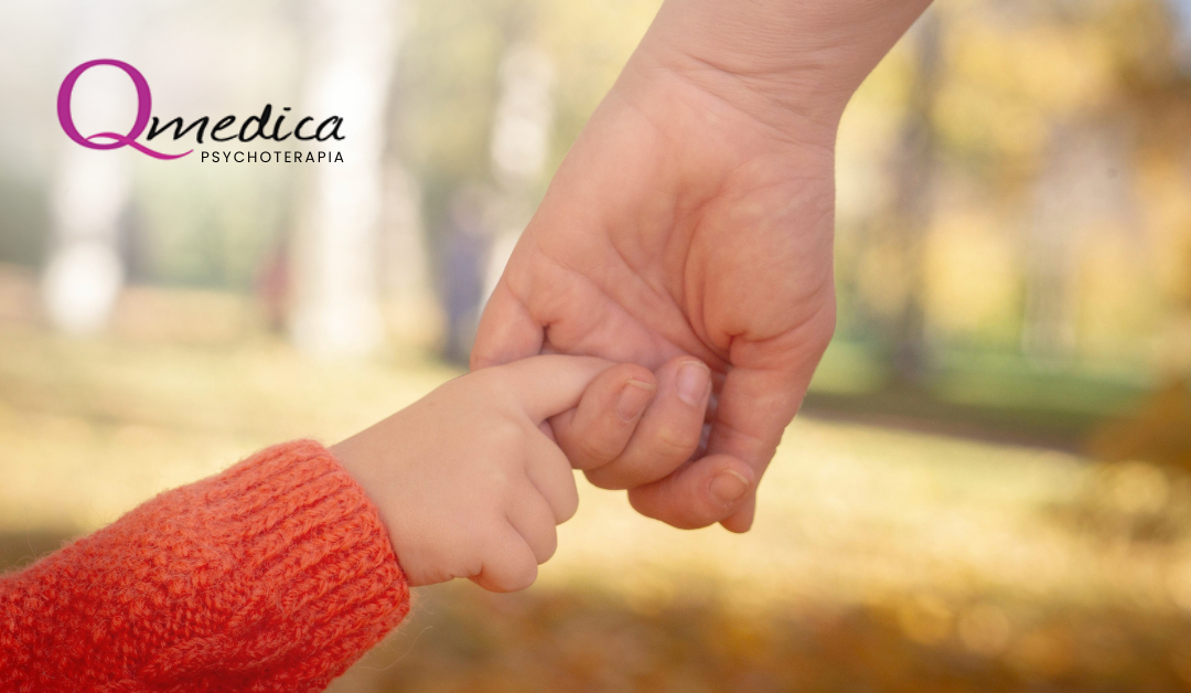 Samotne rodzicielstwo po&nbsp;rozstaniu – jak poradzić sobie z&nbsp;emocjami?